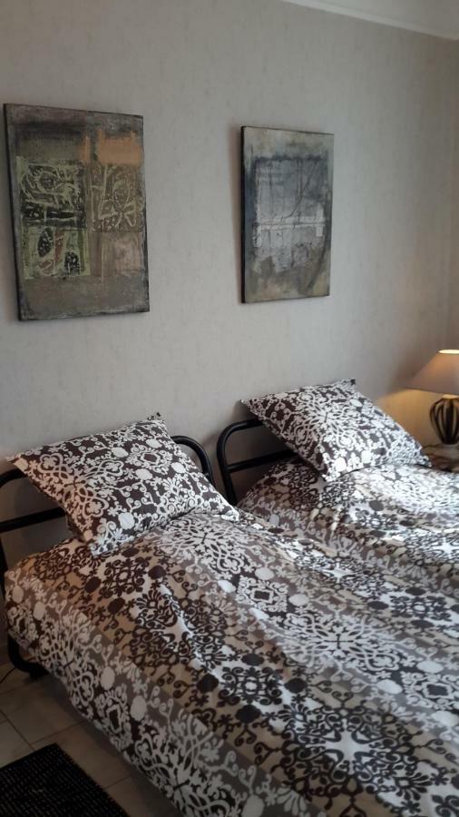 Appartement D Artiste Hyères Екстериор снимка